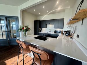 Photo 17- click for photo gallery